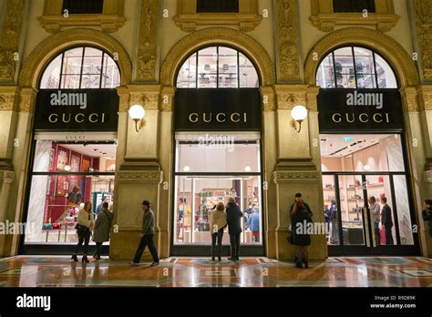 luxury store gucci settimo torinese